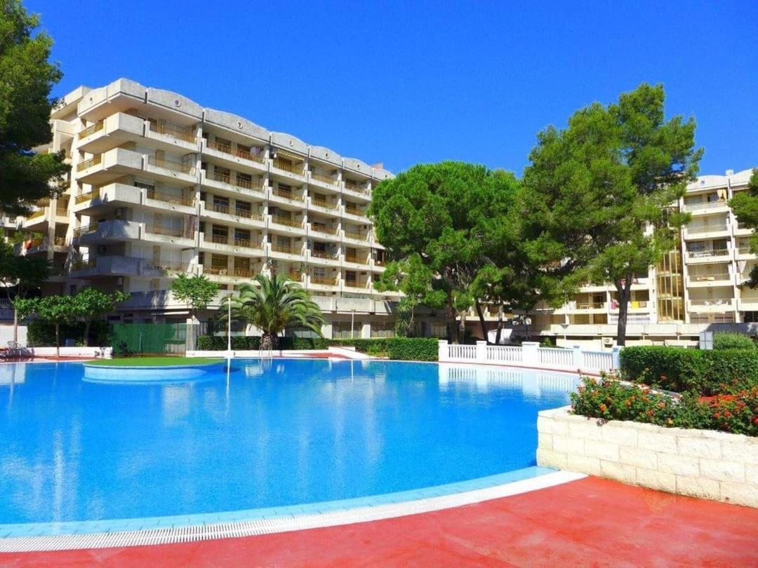 Luminoso Apartamento En Salou Con Terraza Y Parque Infantil Ideal Familias Exterior foto